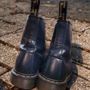 Classic Dr. Martens 1460 Boots